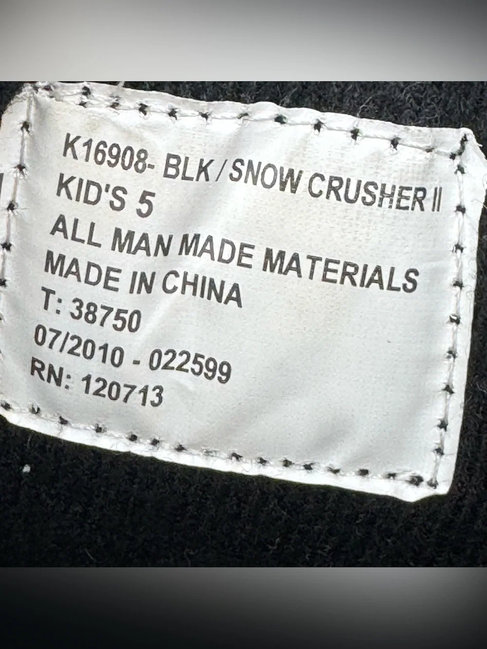 Alpine Design Snow Crusher II waterproof winter boots. Youth size 5.